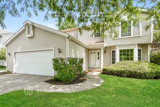 1706 Jennifer Ln in McHenry, IL - Building Photo - Building Photo