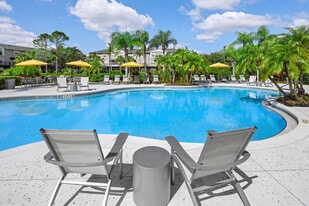 Pointe Parc at Avalon in Orlando, FL - Building Photo