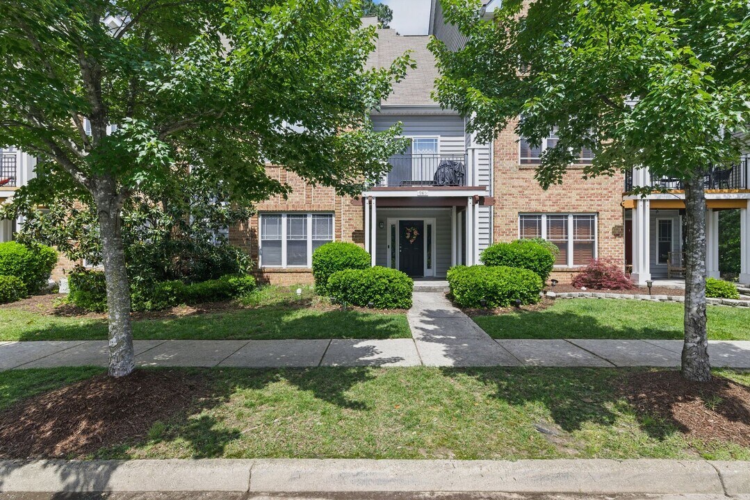 985 Hollymeade Cir in Newport News, VA - Building Photo