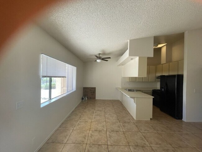 66436 12th St-Unit -A in Desert Hot Springs, CA - Foto de edificio - Building Photo