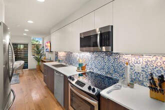 3415 Beacon Ave S in Seattle, WA - Building Photo - Building Photo