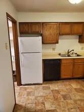 1377 Doman Dr in New Richmond, WI - Building Photo - Building Photo