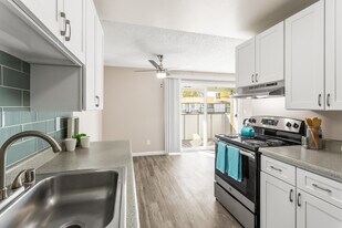 Astoria in Fife, WA - Building Photo