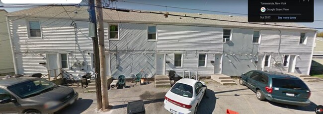 20-30 Blackmore St in Tonawanda, NY - Foto de edificio - Building Photo