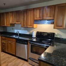 335 Cypress St in Manchester, NH - Foto de edificio - Building Photo