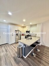 16001 Chase Rd in Fontana, CA - Building Photo - Building Photo