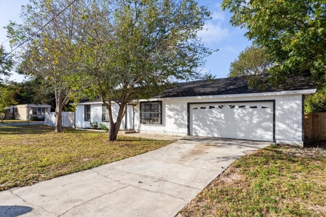 241 Terrance Ln in Mary Esther, FL - Building Photo - Building Photo