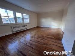2517 Brookhaven Ave-Unit -2nd Fl in Queens, NY - Foto de edificio - Building Photo