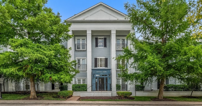 property at 12833 Tradd St