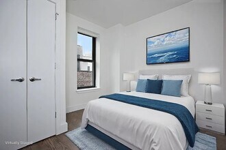 75 Orchard St in New York, NY - Building Photo - Building Photo