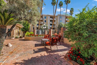 4200 N Miller Rd in Scottsdale, AZ - Building Photo - Building Photo