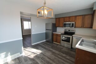 Briggs Point in Omaha, NE - Building Photo