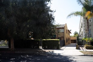 4732 Elmwood Ave in Los Angeles, CA - Building Photo