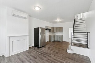 2435 N Garnet St in Philadelphia, PA - Building Photo