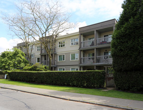 Kitsilano Shores in Vancouver, BC - Building Photo - Building Photo