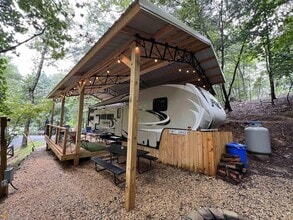 321 25th St in Ellijay, GA - Building Photo - Building Photo