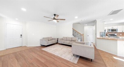 8613 Wiley Way in Austin, TX - Building Photo - Building Photo