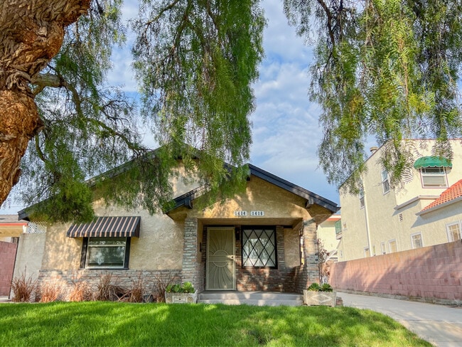 property at 1414 Amapola Ave