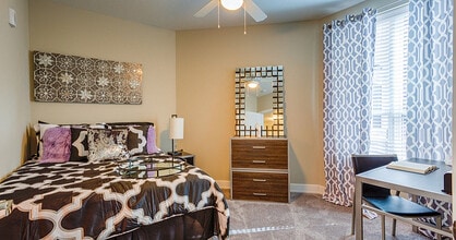 Park Place Baton Rouge Apartments in Baton Rouge, LA - Building Photo - Building Photo