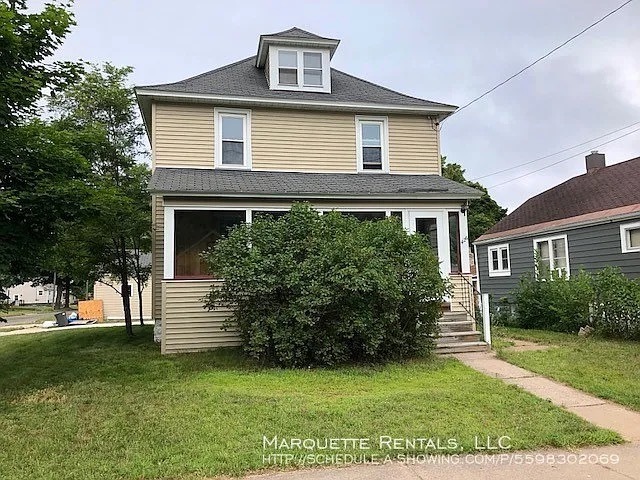 426 Summit St in Marquette, MI - Building Photo