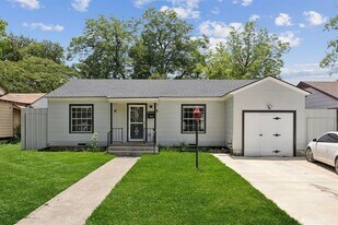 2832 Cherrywood Ave in Dallas, TX - Building Photo