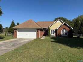 1149 Opp Reynolds Rd in Toney, AL - Building Photo