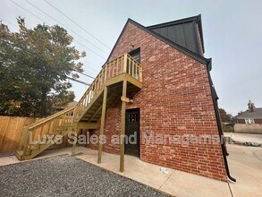 911 NE 16th St in Oklahoma City, OK - Building Photo - Building Photo