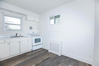 773 Anderson Ave in Cliffside Park, NJ - Building Photo - Building Photo