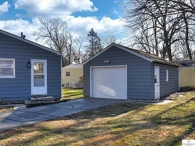 7727 Izard St in Omaha, NE - Building Photo - Building Photo