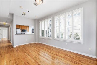 132 Monroe St in Hoboken, NJ - Building Photo - Building Photo