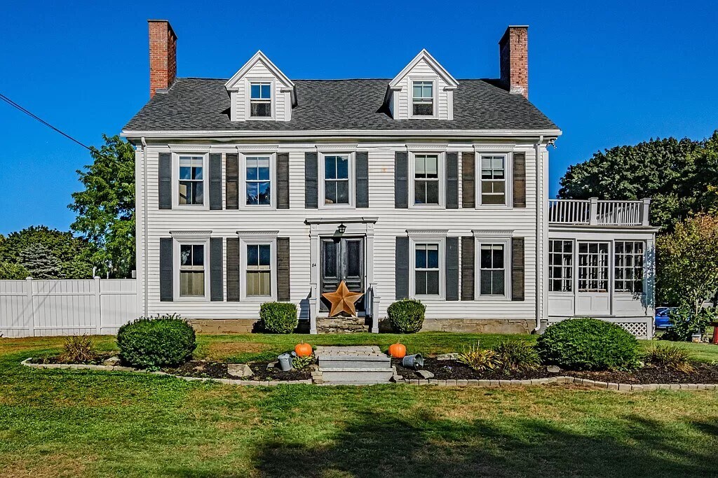 84 Johnson Rd in Gorham, ME - Building Photo