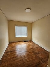 1919 Lawrence St in Detroit, MI - Building Photo - Building Photo