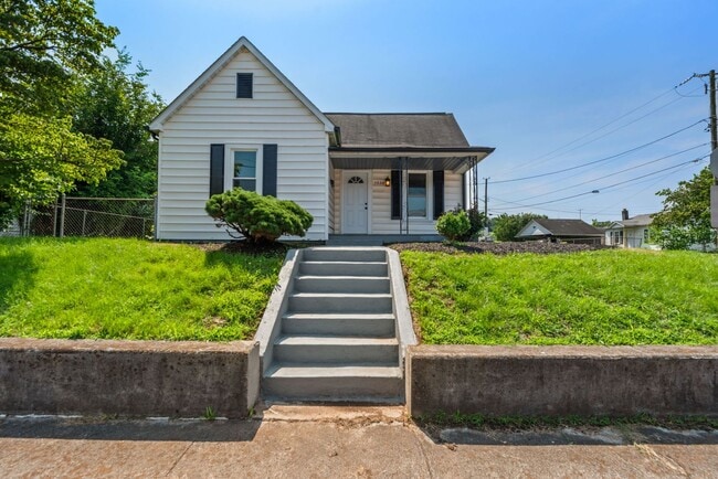 property at 1338 Louisiana Ave