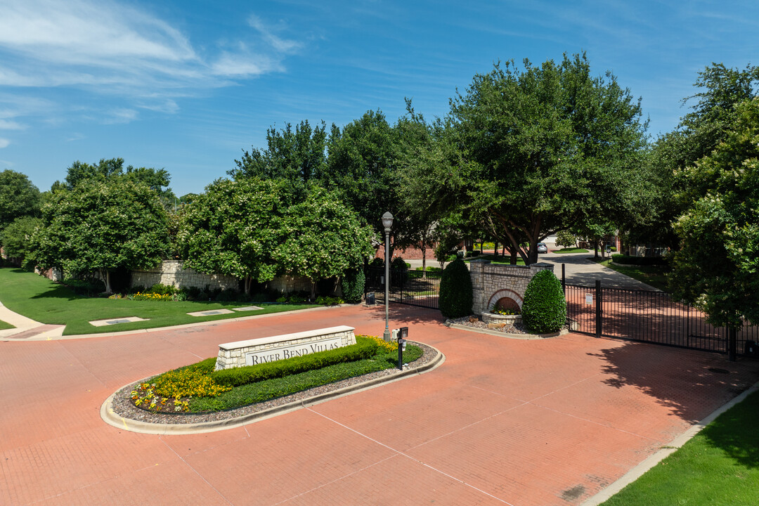 River Bend Villas in Fort Worth, TX - Building Photo