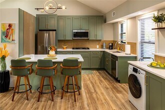 1668 N Druid Hills Rd NE in Atlanta, GA - Building Photo - Building Photo