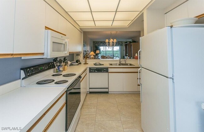 33 Bluebill Ave