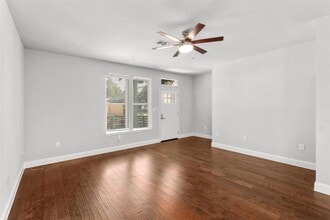 2311 Santa Rita St in Austin, TX - Building Photo - Building Photo