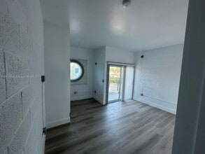 3300 NW 19th Ave in Miami, FL - Building Photo - Building Photo