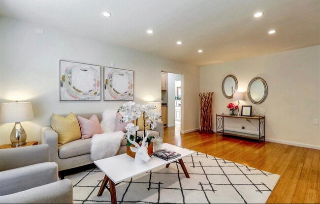 986 Pope Way in Hayward, CA - Building Photo - Building Photo
