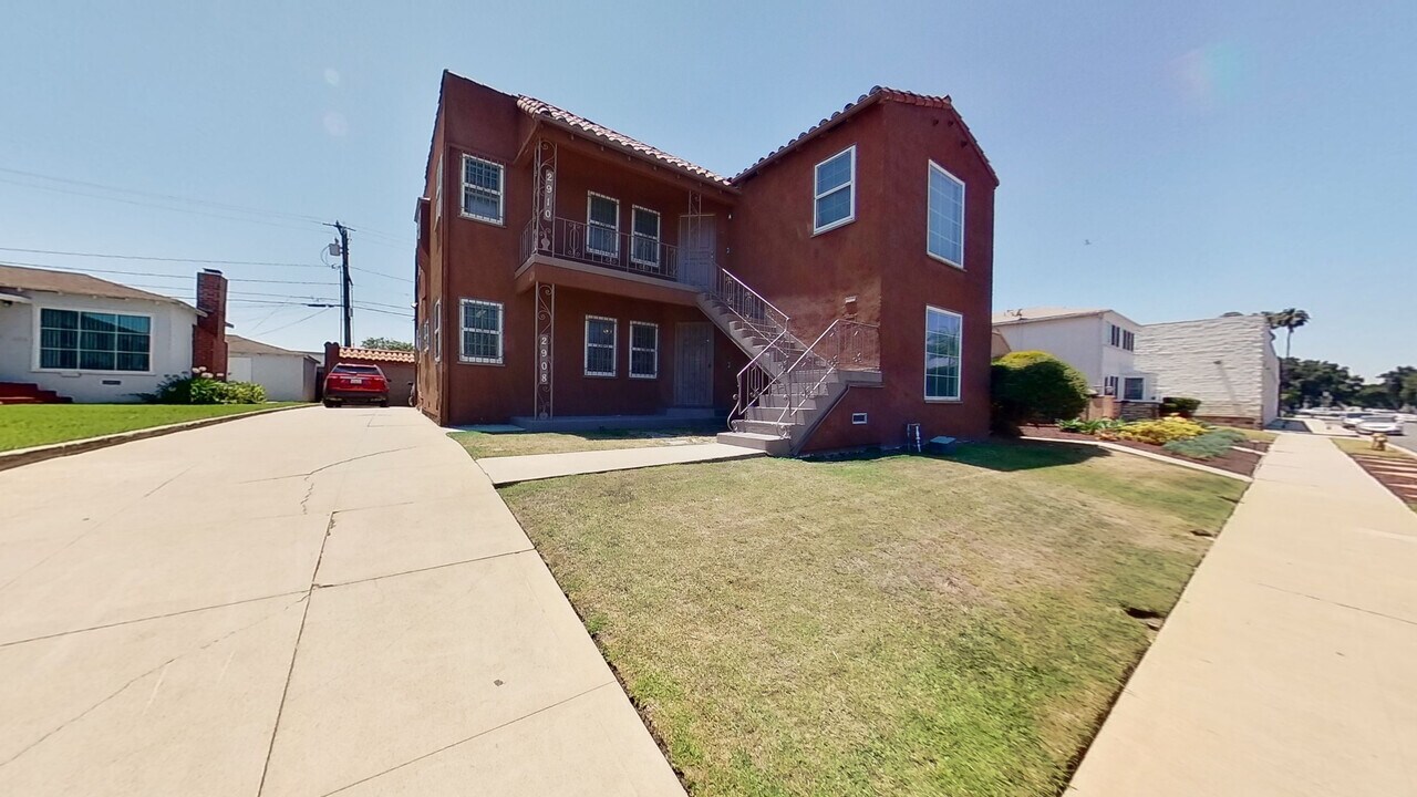2908 W 85th St in Inglewood, CA - Foto de edificio