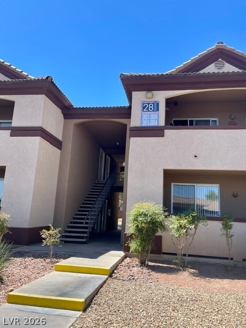 property at 231 W Horizon Ridge Pkwy