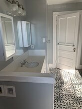 118 Vernon St, Unit 2F in Worcester, MA - Building Photo - Building Photo