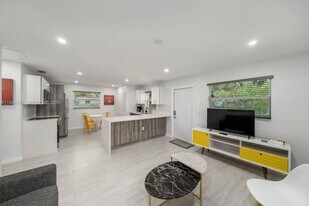 5035 NW 5th Ave in Miami, FL - Building Photo