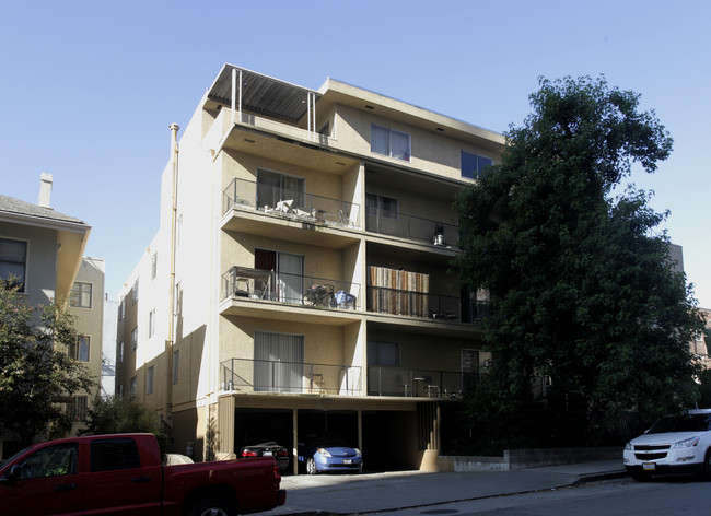 Merritt Courtyard Apartments in Oakland, CA - Foto de edificio - Building Photo