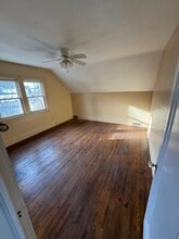 110 1/2 Main St in Beckley, WV - Foto de edificio - Building Photo