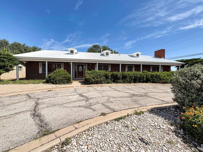 property at 1026 E Highland Dr