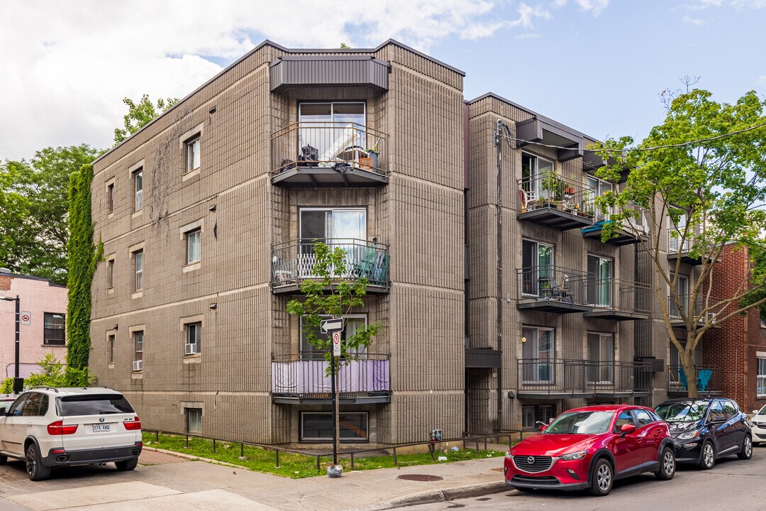1800-1810 Dufresne Rue in Montréal, QC - Building Photo