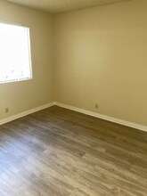 344 S Willie James Jones Ave-Unit -4 in San Diego, CA - Foto de edificio - Building Photo