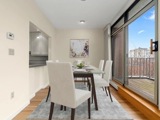 50 Winchester St in Brookline, MA - Building Photo - Building Photo