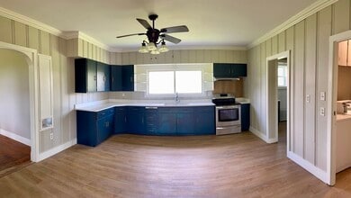 239 New Boston Rd in Fairhaven, MA - Building Photo - Building Photo